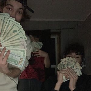 Meet your Posher, Eric